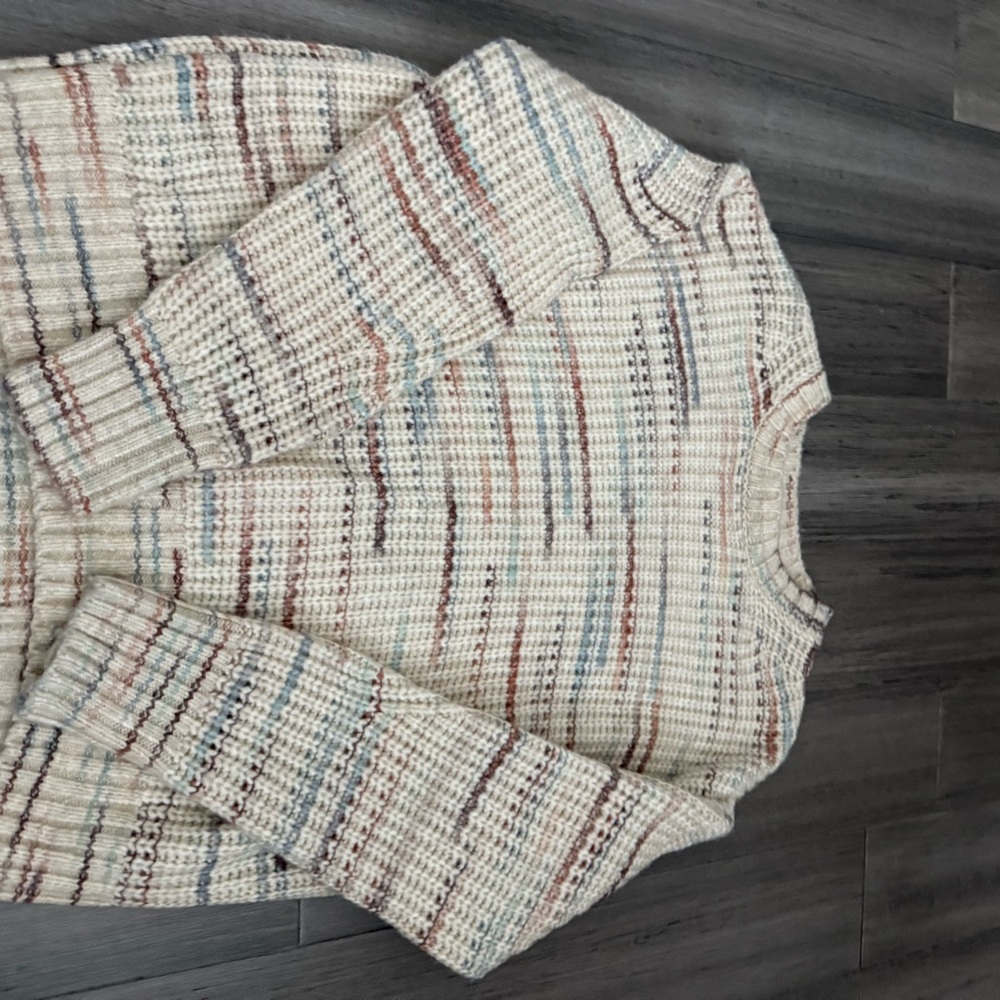 American Eagle Outfitters Cream and Blue Striped Sweater